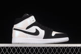 Air Jordan 1 Retro Mid