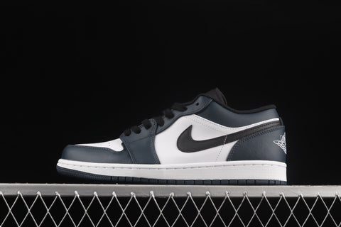 Air Jordan 1 Retro Low