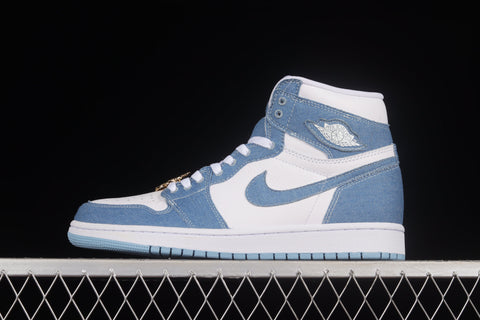 Air Jordan 1 Retro High