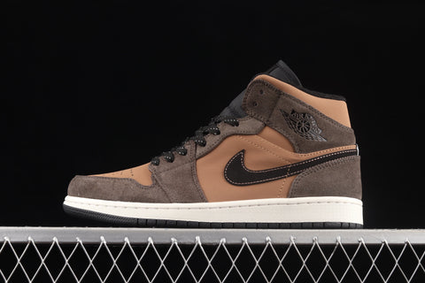 Air Jordan 1 Retro Mid