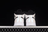 Air Jordan 1 Retro Mid