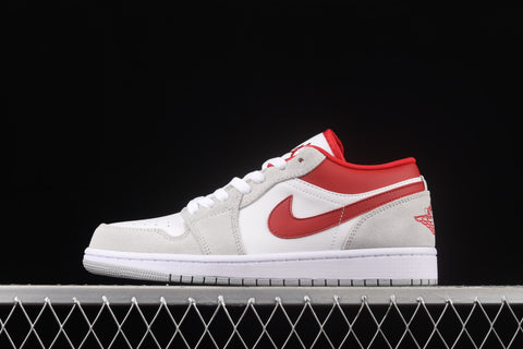 Air Jordan 1 Retro Low