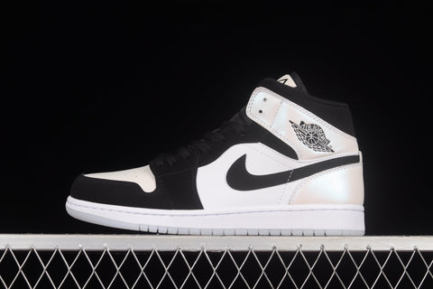 Air Jordan 1 Retro Mid