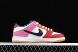 Nike SB Dunk Low